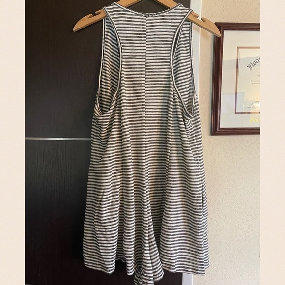 New!! Striped Racerback Oversized Romper - Picture 9 of 9